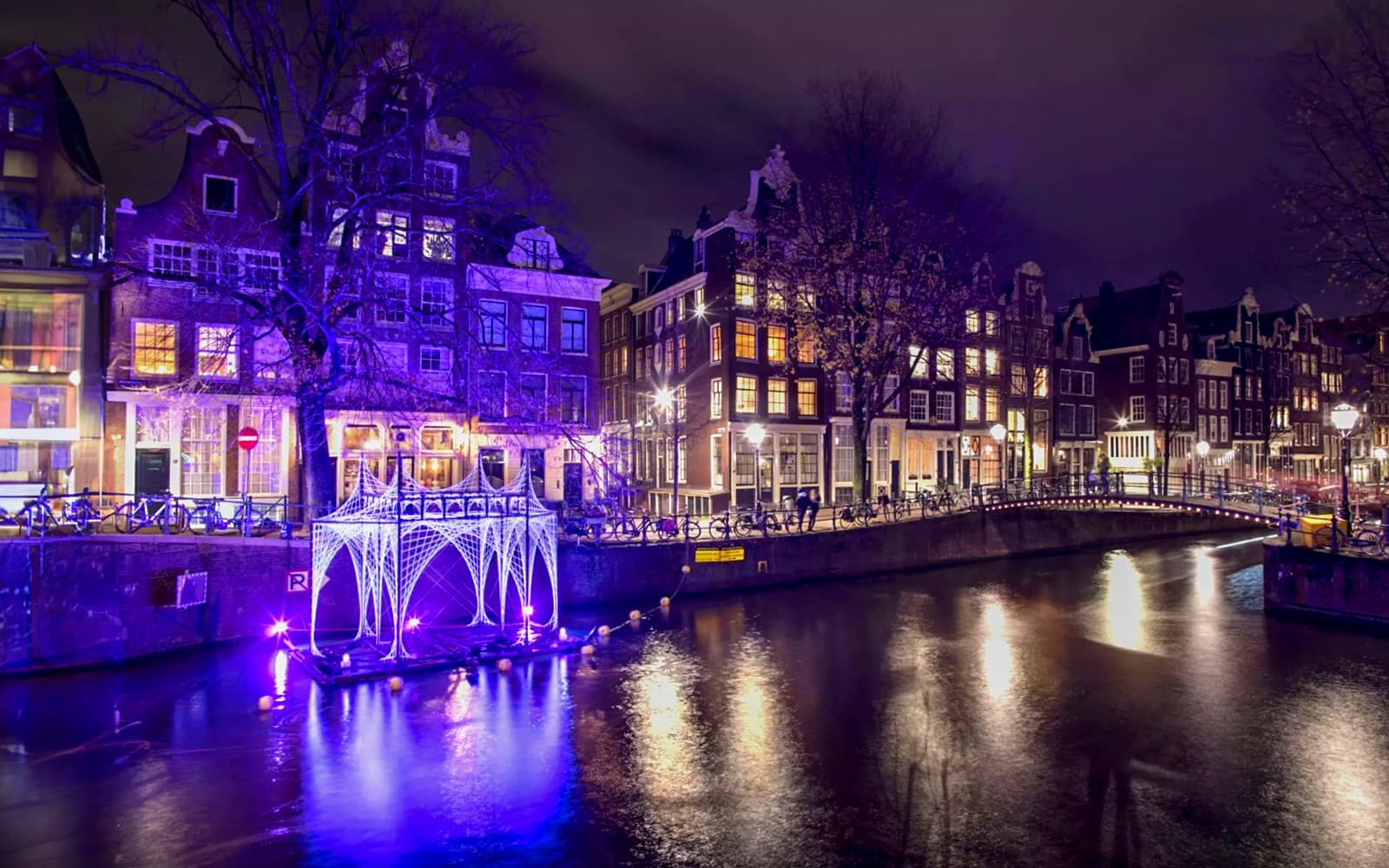 Amsterdam Light Festival: 75-min Luxury Cruise with Optional Unlimited Drinks & Snacks tickets in Amsterdam - Highlights | TickYourList