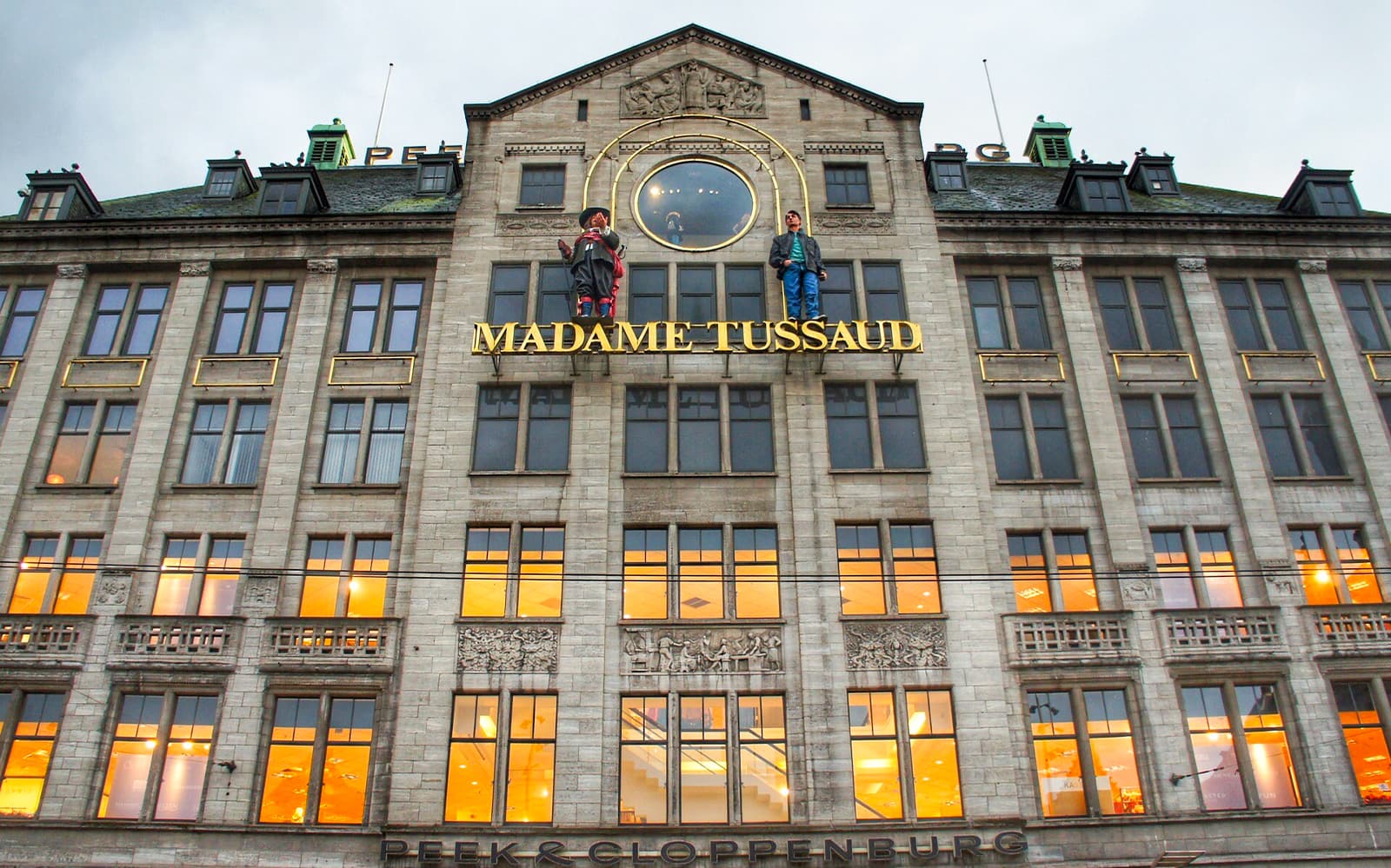 Dam Square: Self-Guided Audio Tour