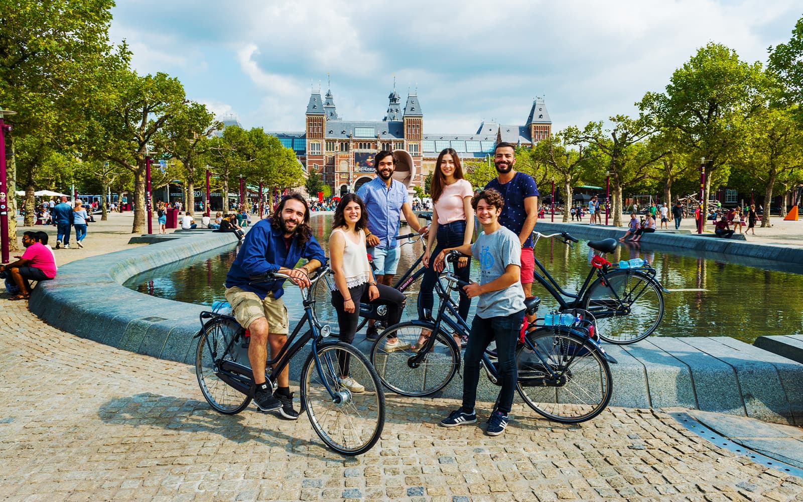 Guided Bike Tour of Amsterdam Highlights