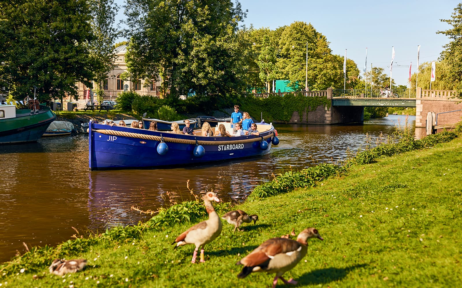 Amsterdam Canal Booze Cruise with Unlimited Drinks tickets in Amsterdam - Highlights | TickYourList