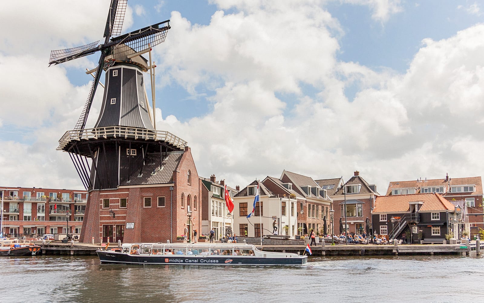 Haarlem City Sightseeing Cruise with Audio Guide tickets in Amsterdam - Highlights | TickYourList