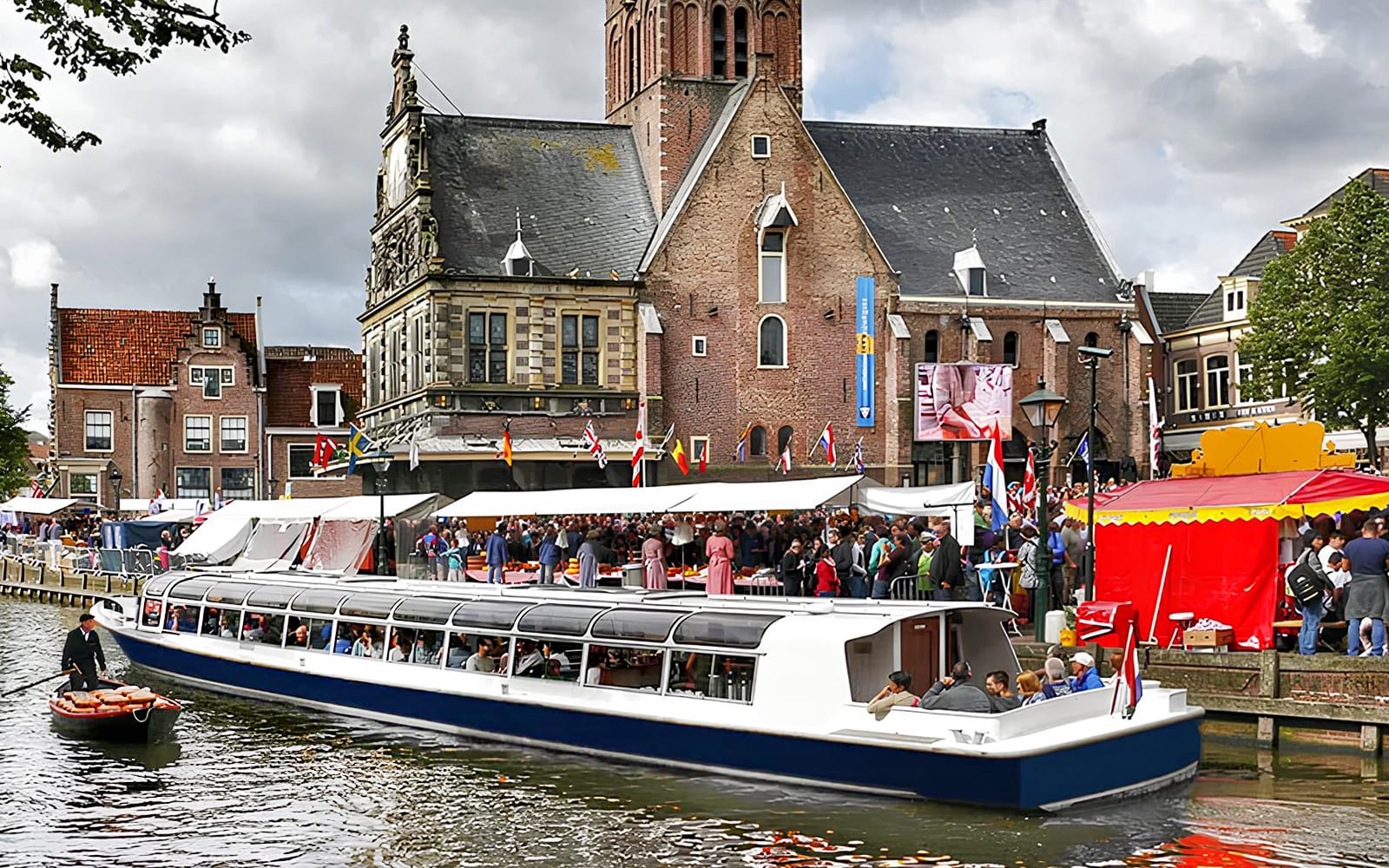 Alkmaar Canal Cruise tickets in Amsterdam - Attractions | TickYourList