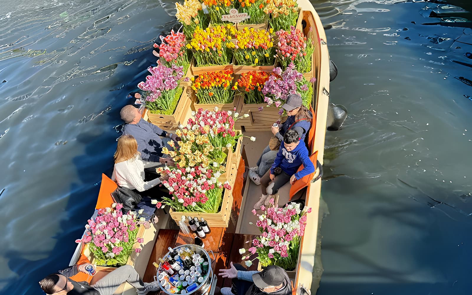 Amsterdam: Exclusive Tulip Experience on Luxury Cruise tickets in Amsterdam - Features | TickYourList