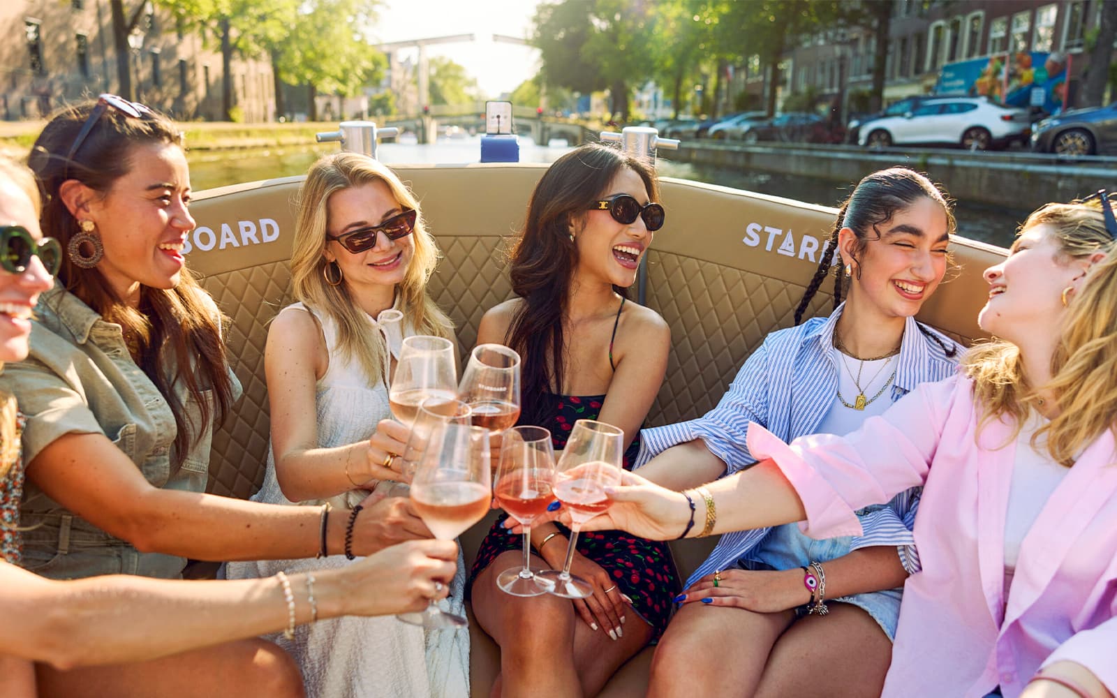 Amsterdam Red Light District Canal Cruise tickets in Amsterdam - Highlights | TickYourList