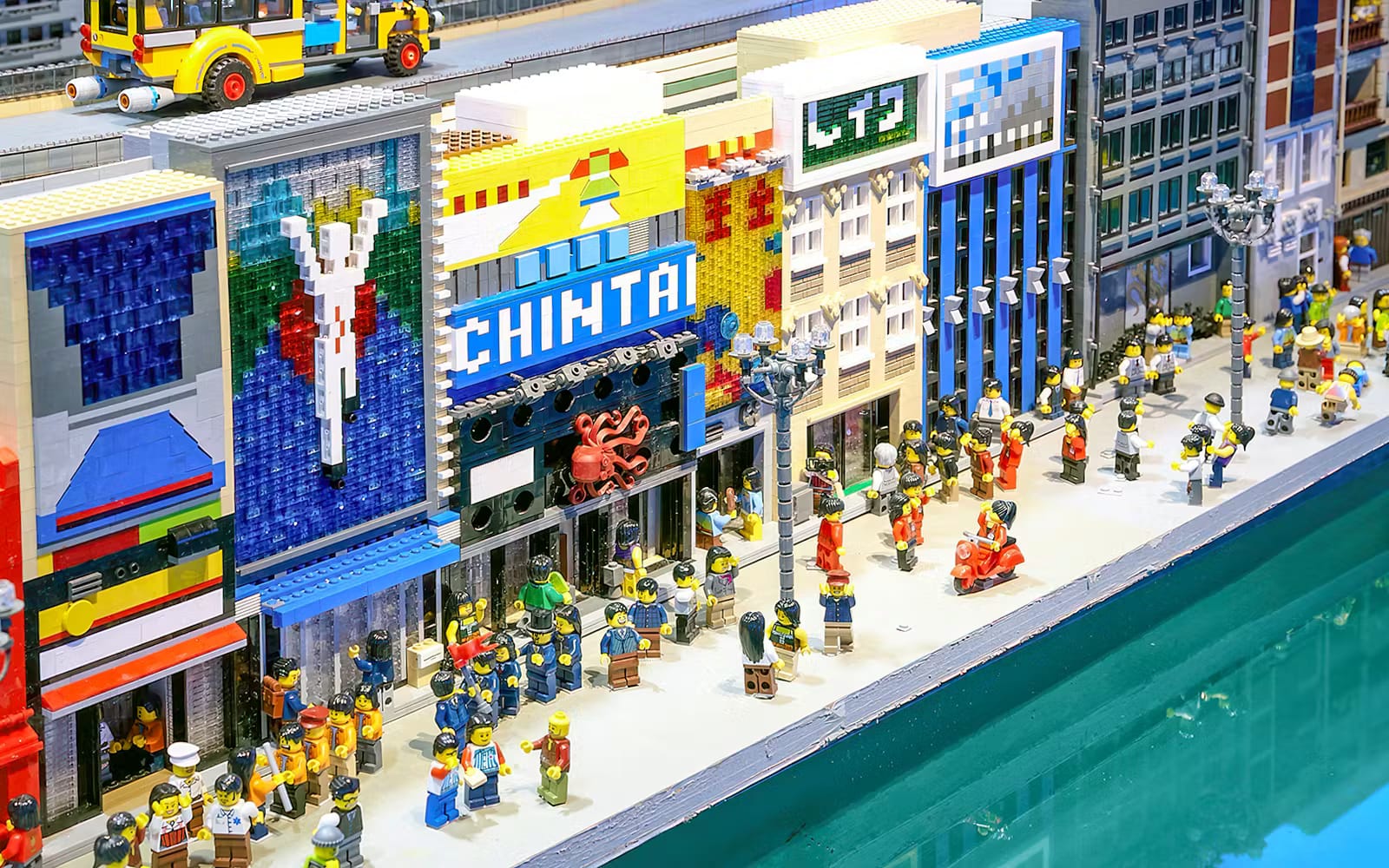 e4bb29869266c5144d51b0ce1f1233f0-10619-osaka-tickets-for-legoland-discovery-center-osaka-03.avif