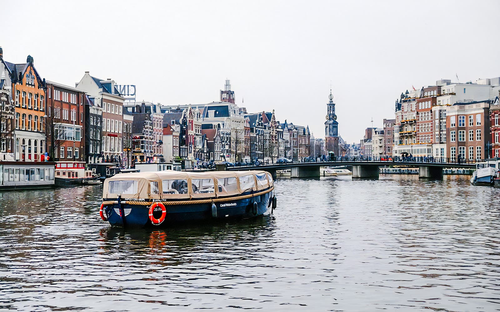 Amsterdam: Eco-Friendly Canal Cruise with Onboard Bar tickets in Amsterdam - Highlights | TickYourList