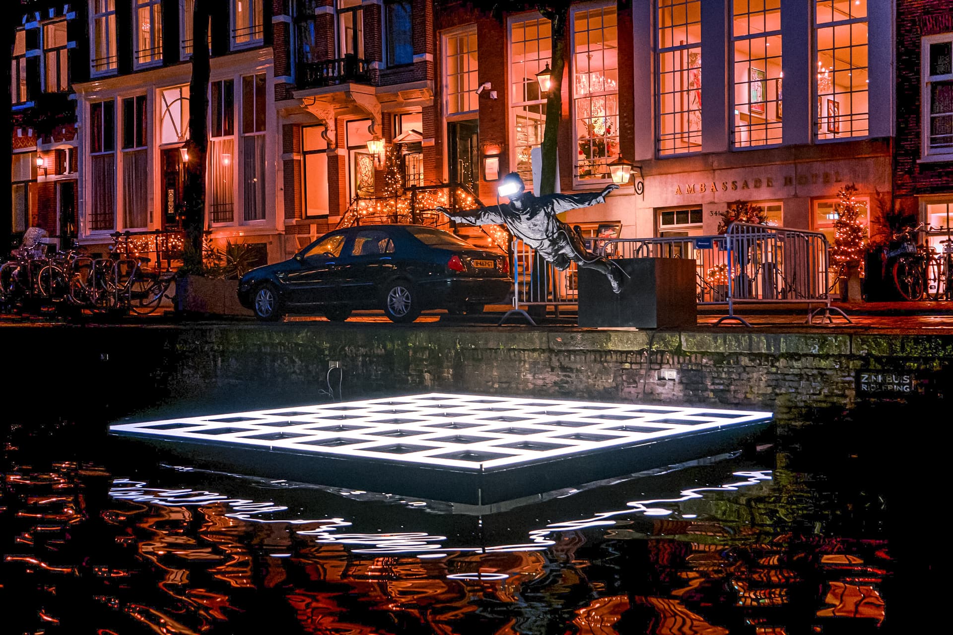Amsterdam Light Festival: 90-Min Extended Luxury Cruise with Unlimited Drinks or Prosecco tickets in Amsterdam - Highlights | TickYourList