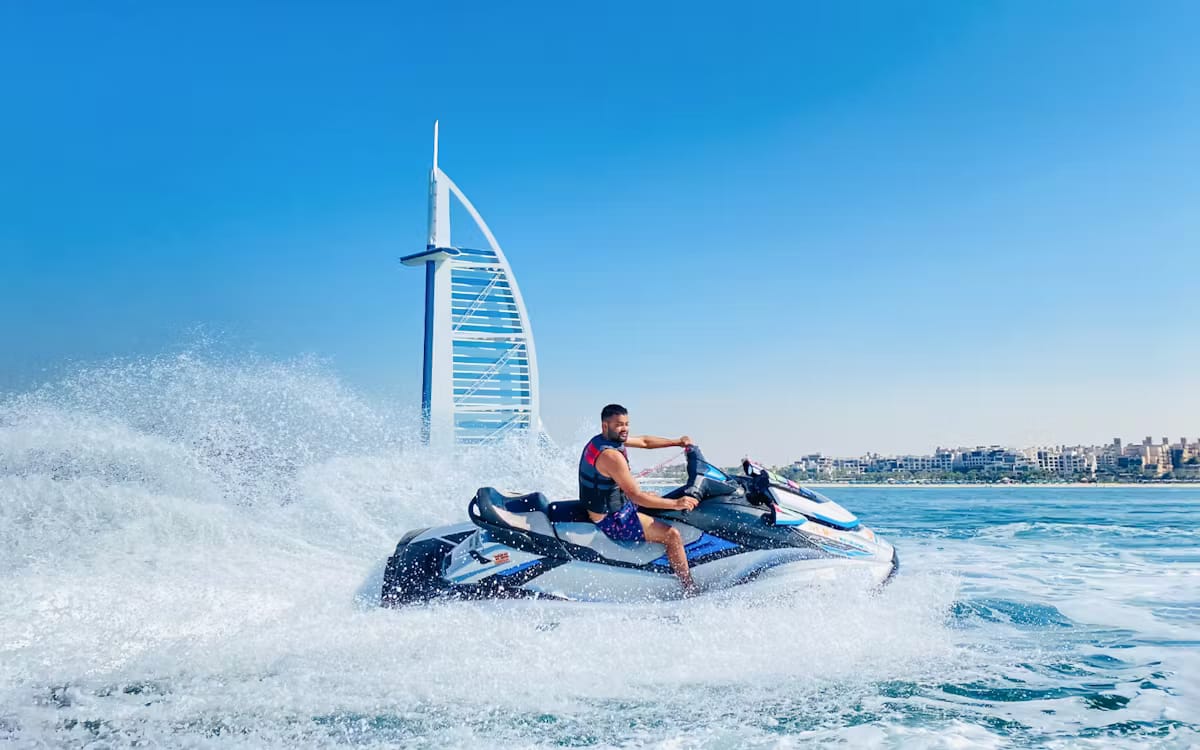 0a7911bf1fb7d85ee9dfd8cfdeeab323-23796-Dubai-JetSkiinDubai-01.avif