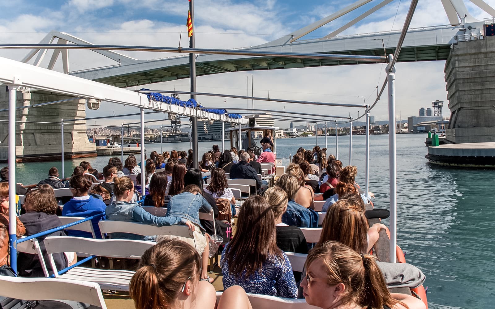 Barcelona Las Golondrinas Sightseeing Cruise tickets in Barcelona - Features | TickYourList