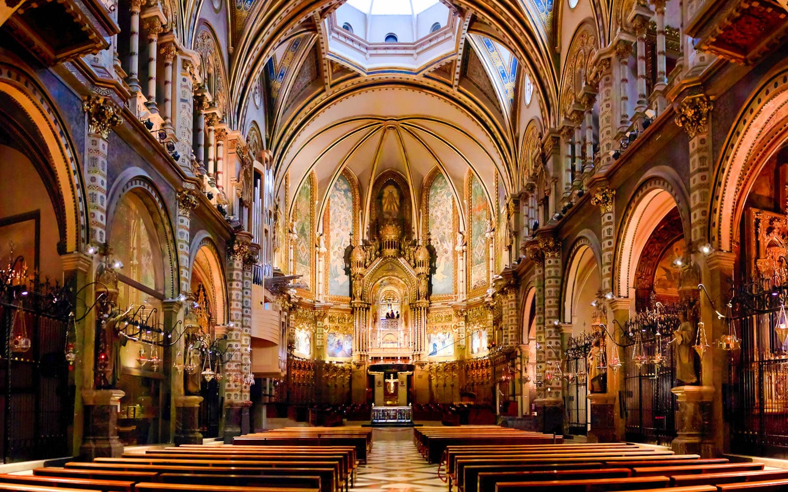 TotMontserrat Card: Train from Barcelona, Cog-Wheel, Self-Guided Tour & Lunch Buffet tickets in Barcelona - Features | TickYourList