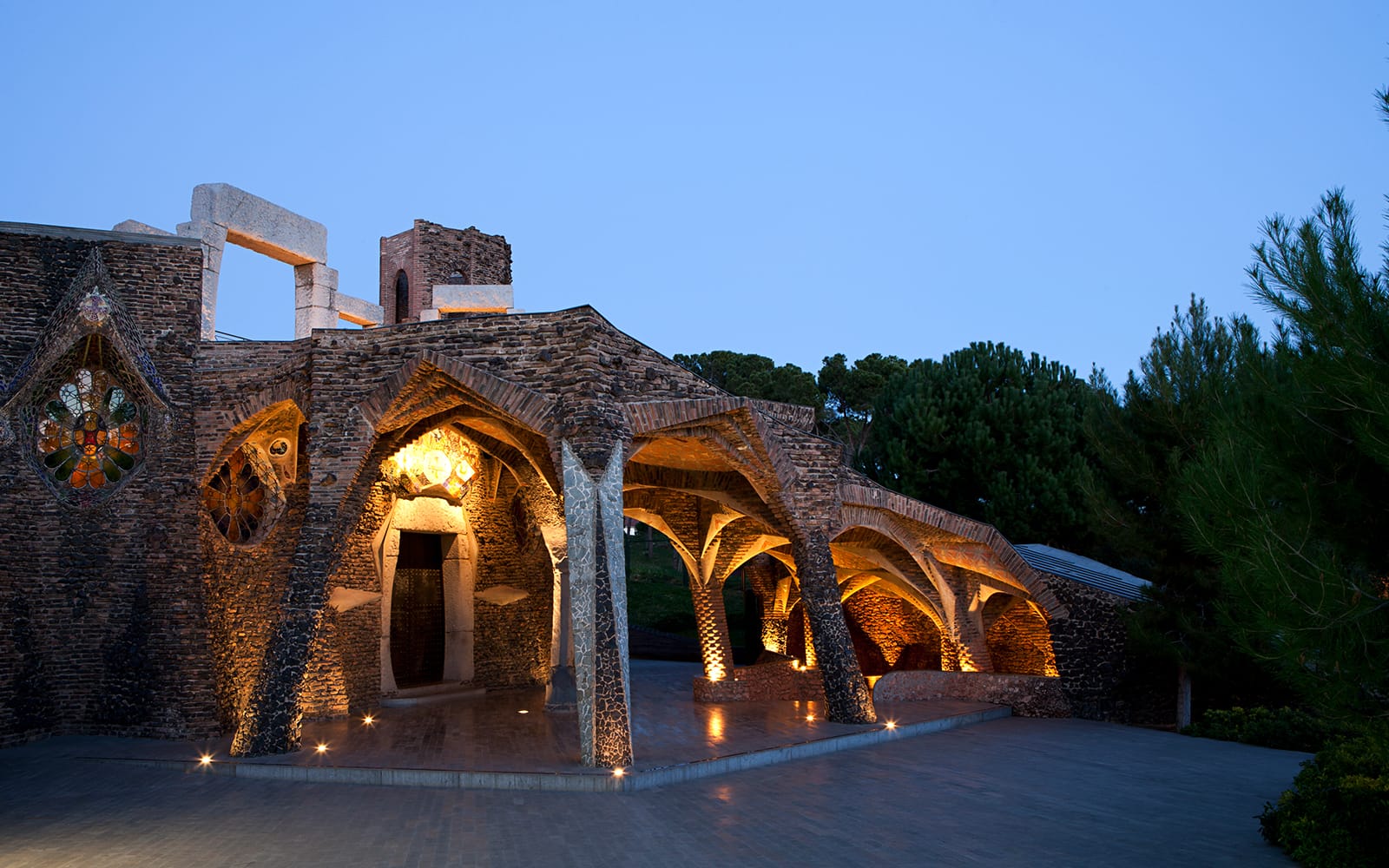 Fast Track Tickets to Colonia Guell in Barcelona | TickYourList