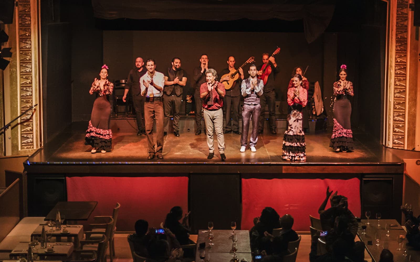 Flamenco Show with Drink tickets in Barcelona - Features | TickYourList