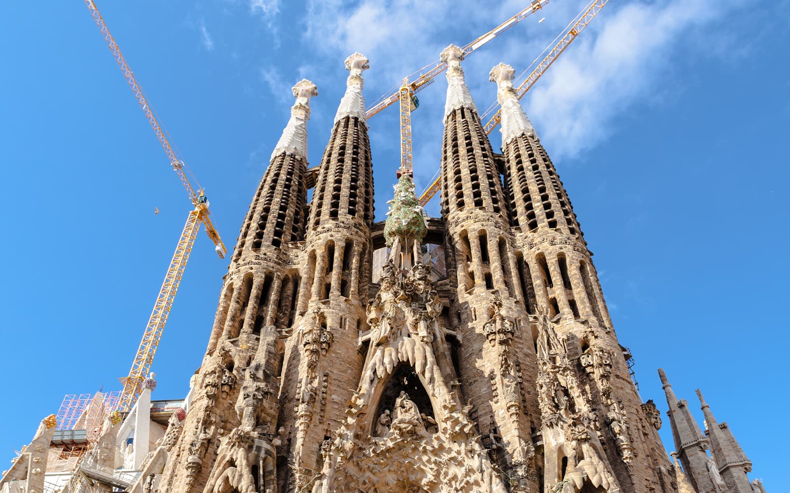 Sagrada Familia Fast-Track Guided Tour tickets in Barcelona - Attractions | TickYourList