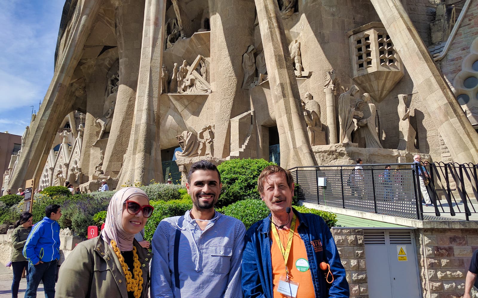 Skip-the-Line Guided Tour of Sagrada Familia with Round-Trip Transfers