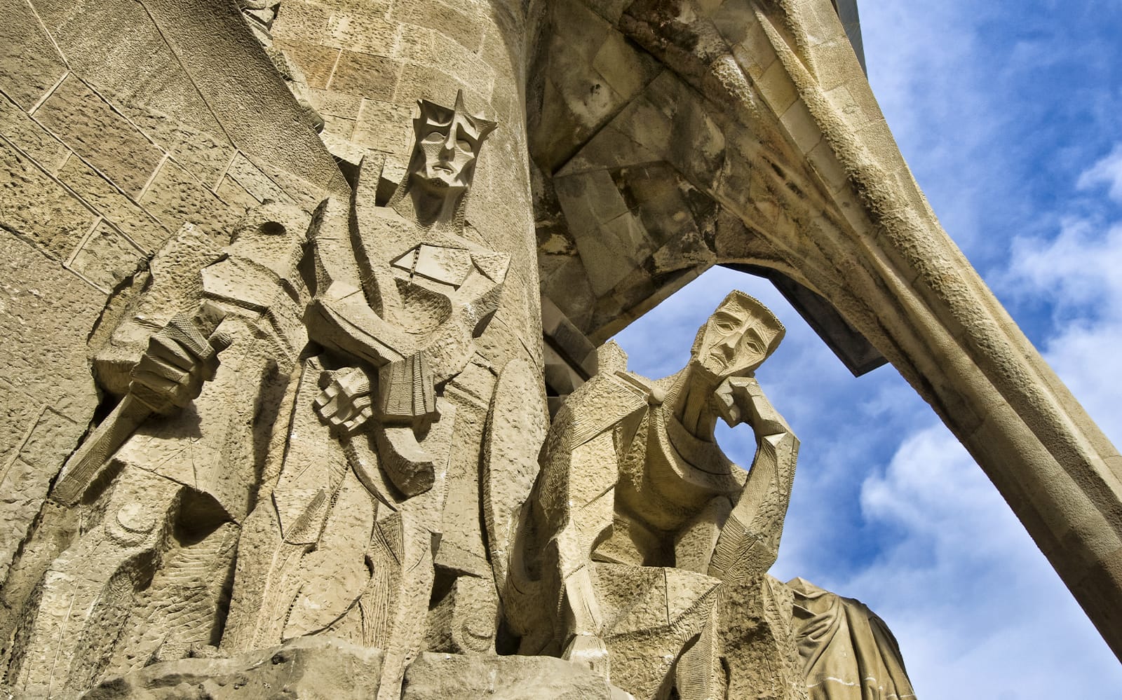 Skip-the-Line Guided Tour of Sagrada Familia with Round-Trip Transfers tickets in Barcelona - Attractions | TickYourList