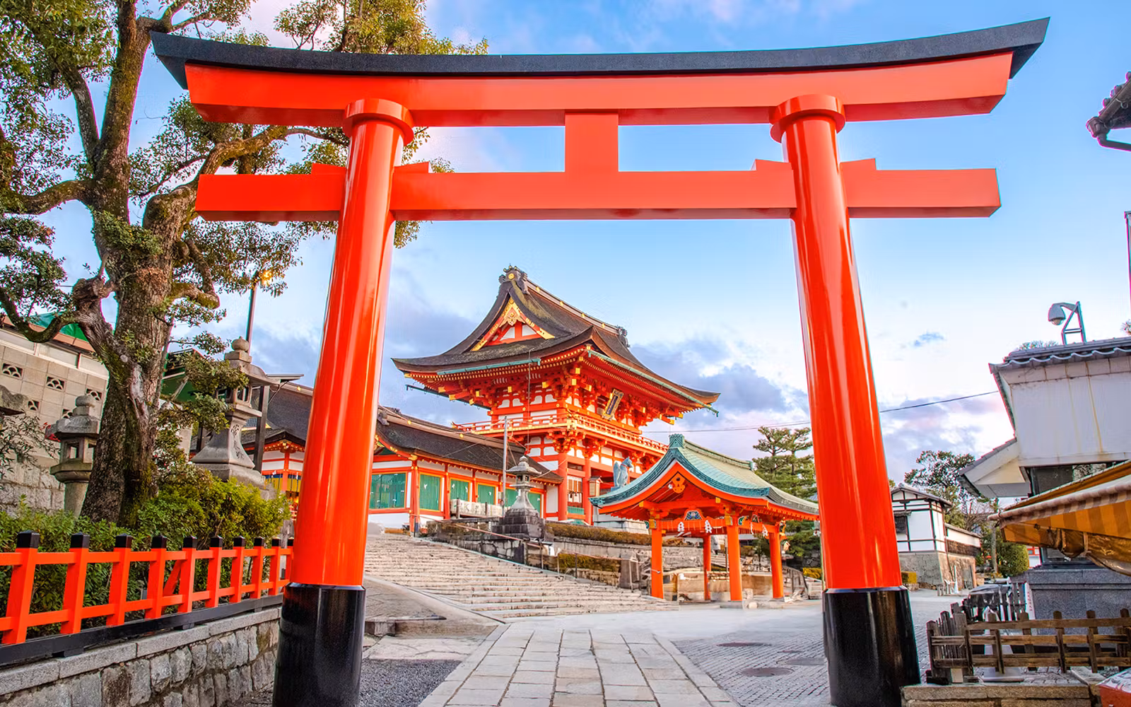 Kyoto Heritage Tour: Arashiyama, Fushimi Inari & Kiyomizu-dera on Luxury Coach tickets in Osaka - Attractions | TickYourList