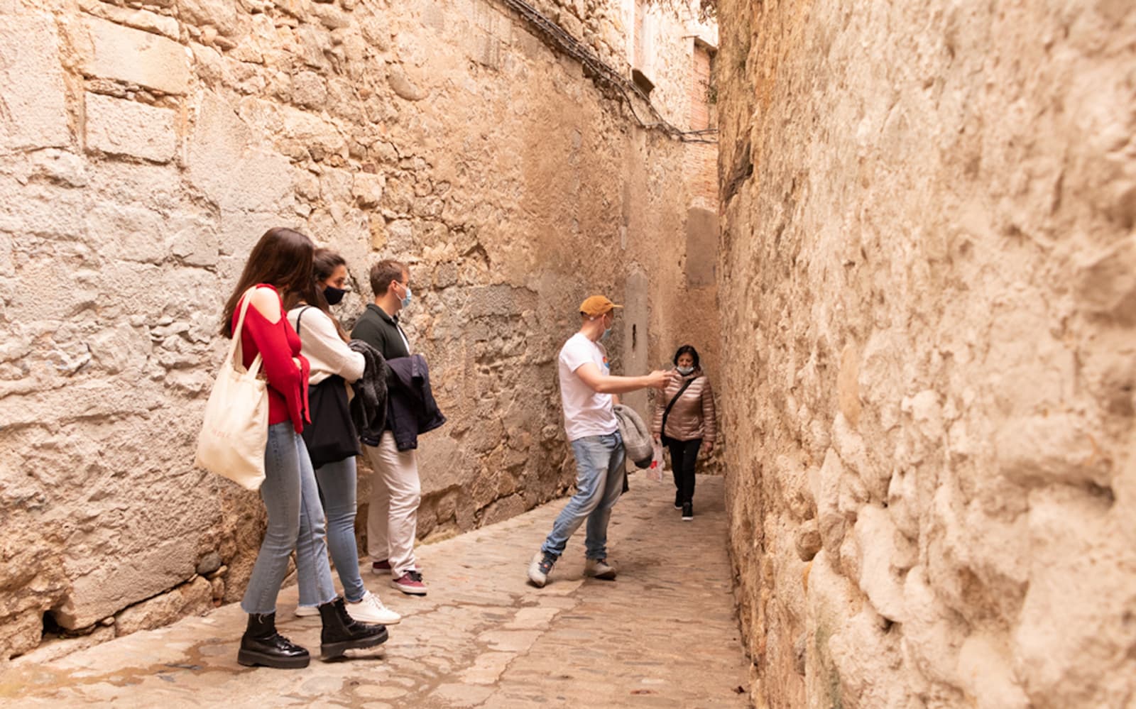 Girona Tour: Jewish Quarter & City Walls