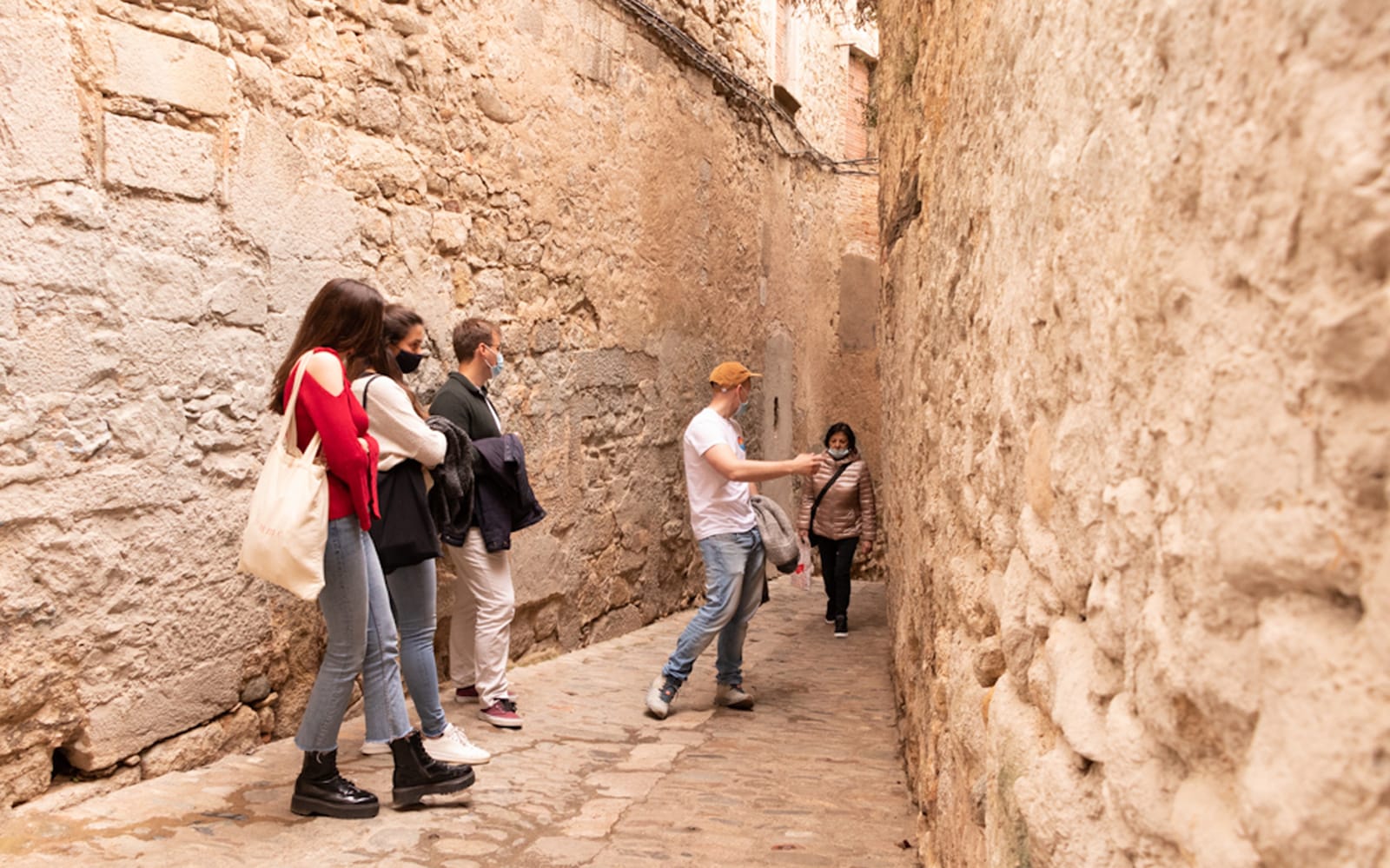 Girona Tour: Jewish Quarter & City Walls