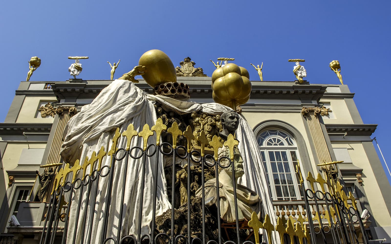 Dali's Figueres and Girona tickets in Barcelona - Attractions | TickYourList