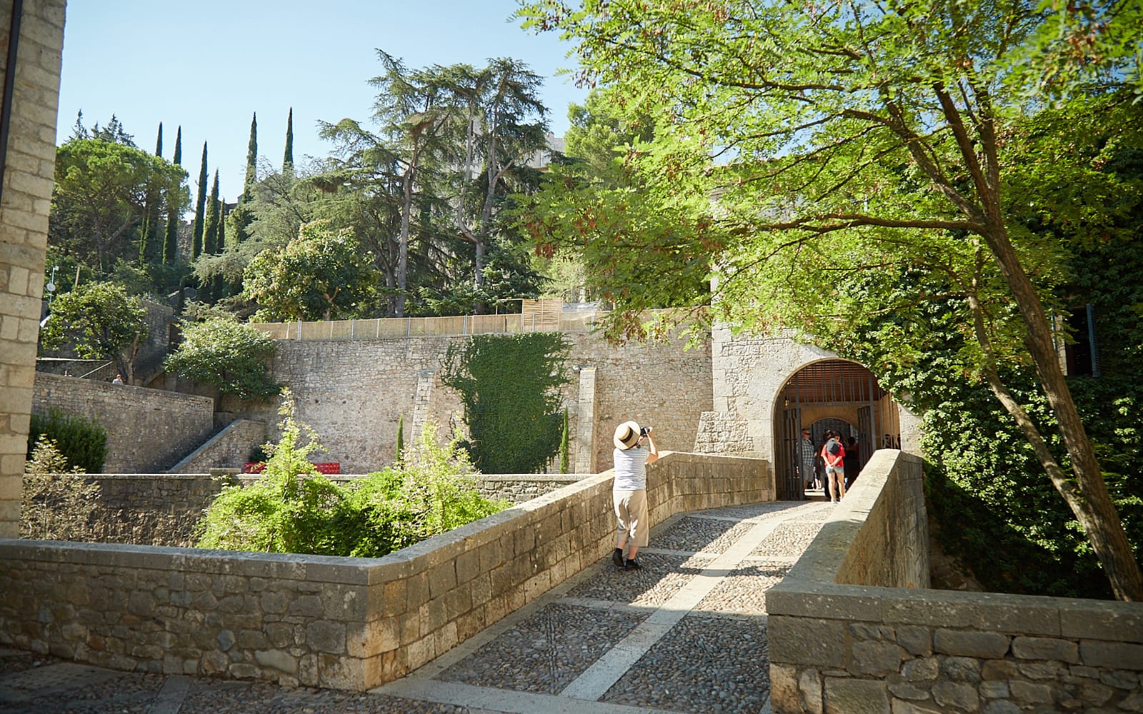 Dali's Figueres and Girona tickets in Barcelona - Features | TickYourList