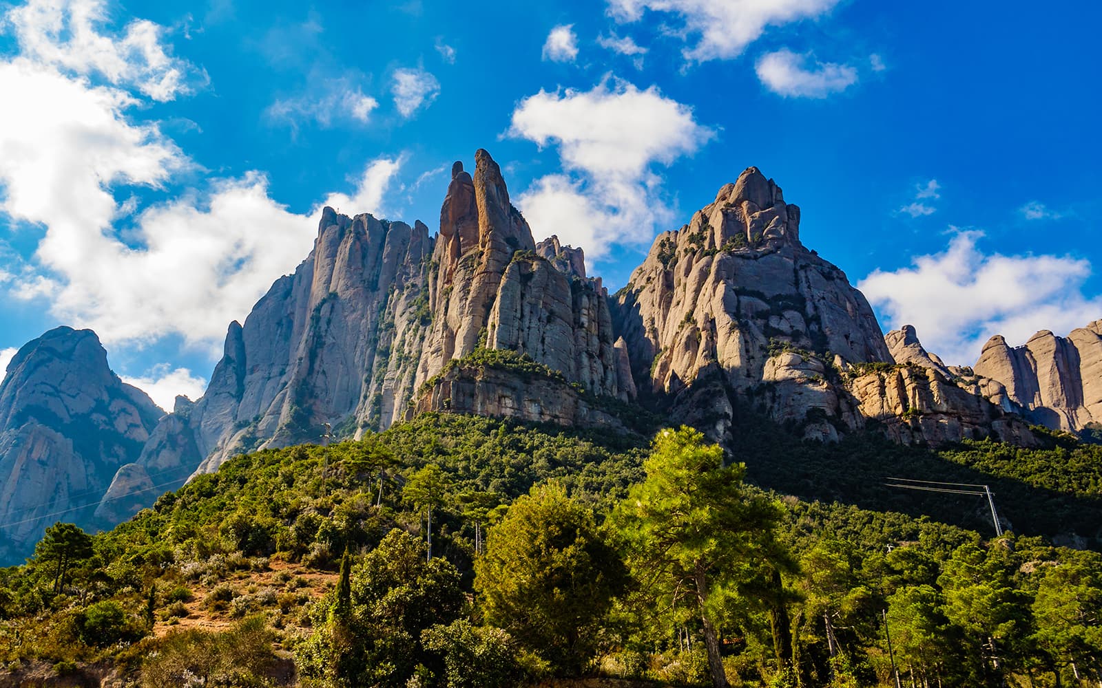 Easy Montserrat Tickets in Barcelona - Highlights | TickYourList