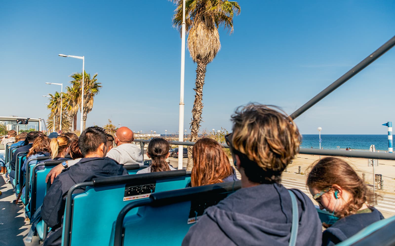 Combo (Save 10%): Barcelona Hop-On Hop-Off Bus Tour + Barcelona Aquarium Skip-the-Line Tickets in Barcelona - Features | TickYourList