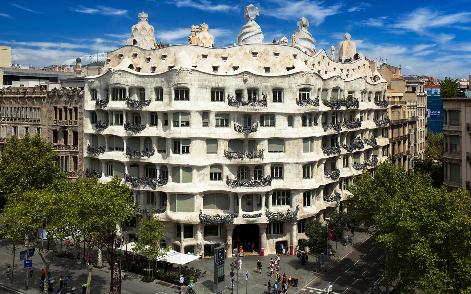 La Pedrera-Casa Milà Magical Vision Experience tickets in Barcelona - Attractions | TickYourList