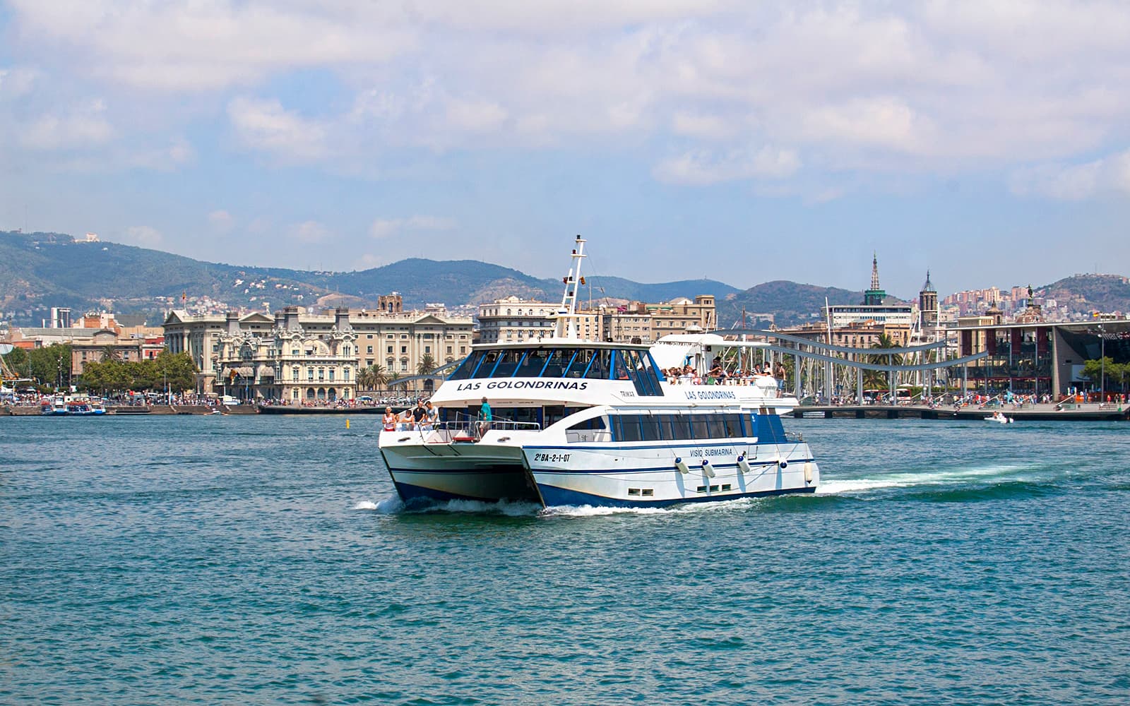 Combo (Save 5%): Barcelona Aquarium Skip-the-Line Tickets + Las Golondrinas Boat Trip in Barcelona - Attractions | TickYourList