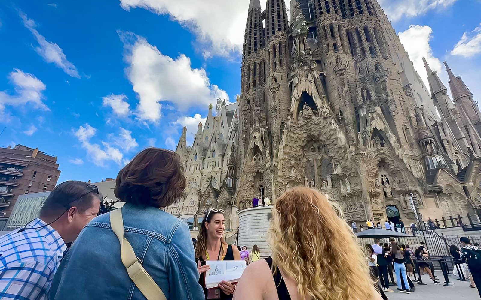 Full-Day Guided Tour of Barcelona with Skip-the-Line Entry to Park Güell & Sagrada Família tickets in Barcelona - Highlights | TickYourList