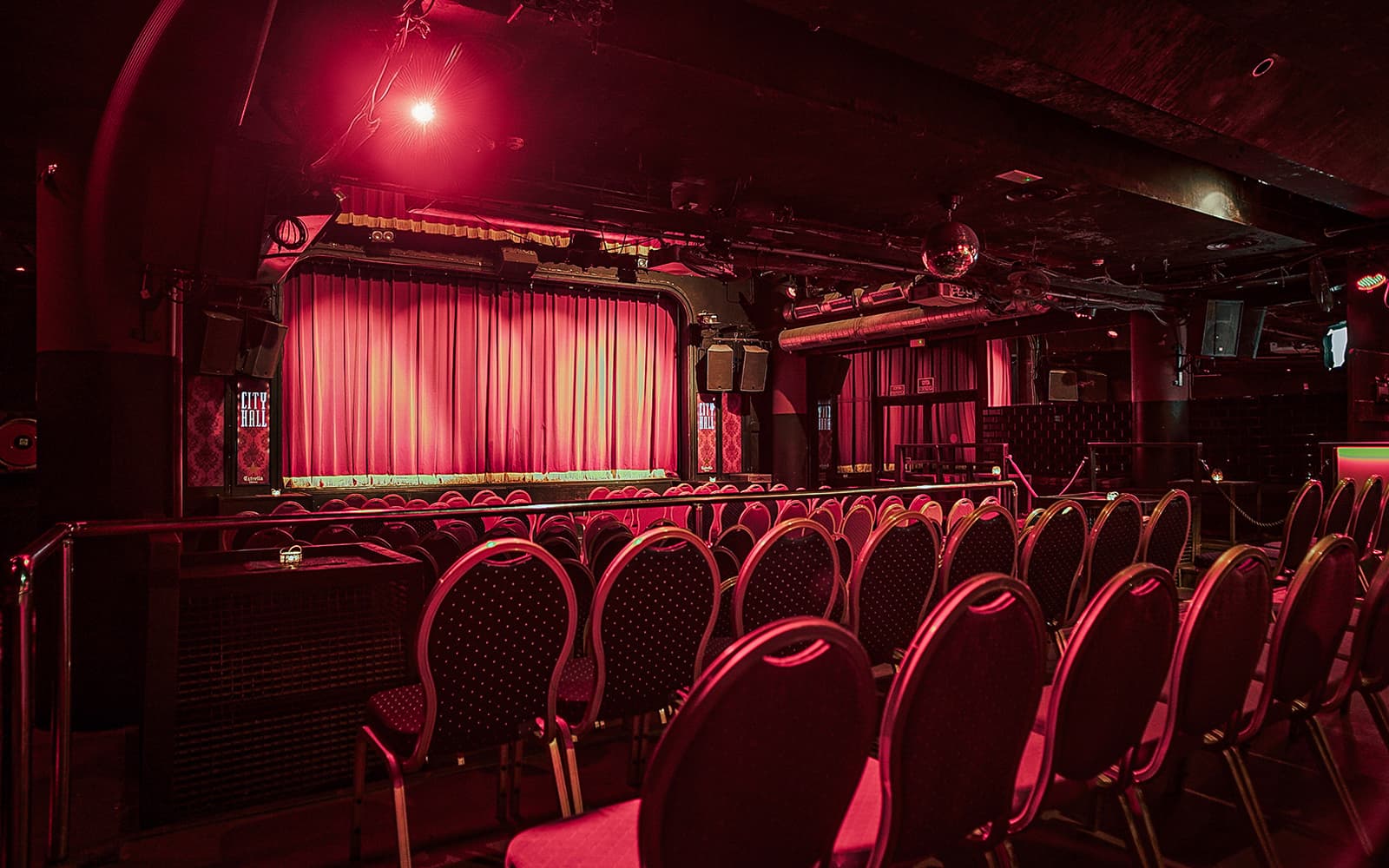 City Hall Theatre - Flamenco Show tickets in Barcelona - Features | TickYourList