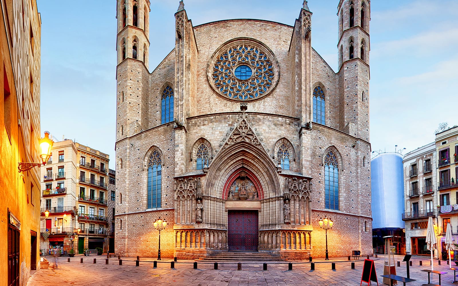 Skip-the-Line Guided Tour of Santa Maria del Mar Interior experience tickets in Barcelona | TickYourList