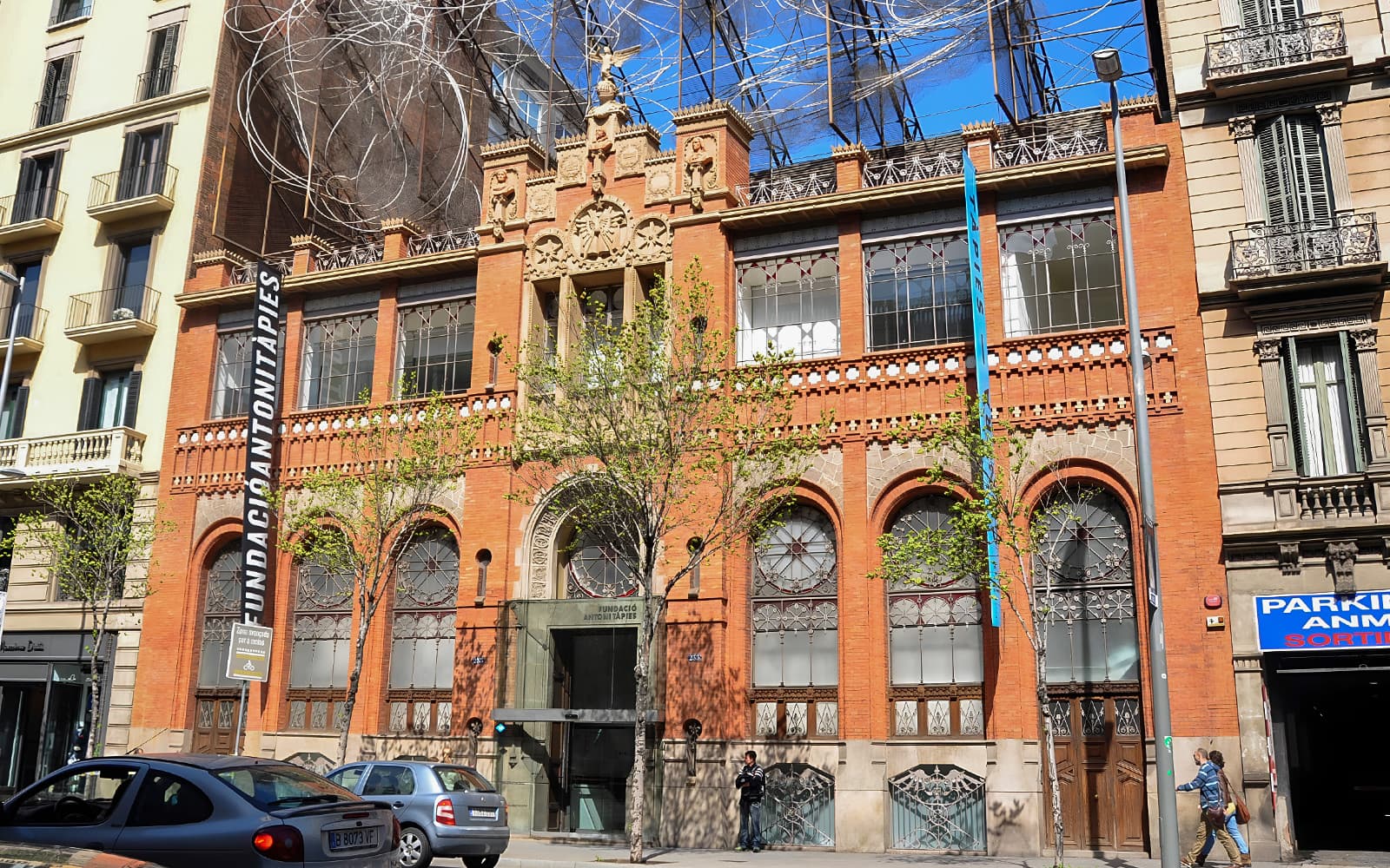 Tickets to Museu Tàpies in Barcelona - Features | TickYourList
