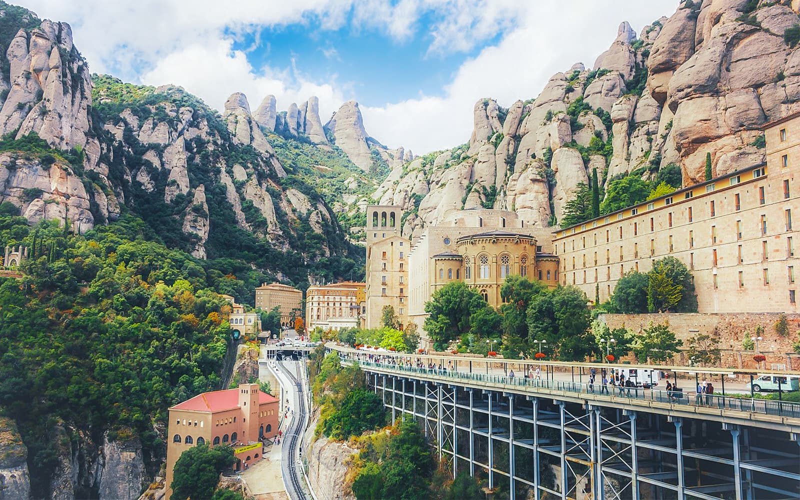 Full-Day Tour of Montserrat with Priority Access to Black Madonna & Sacristy