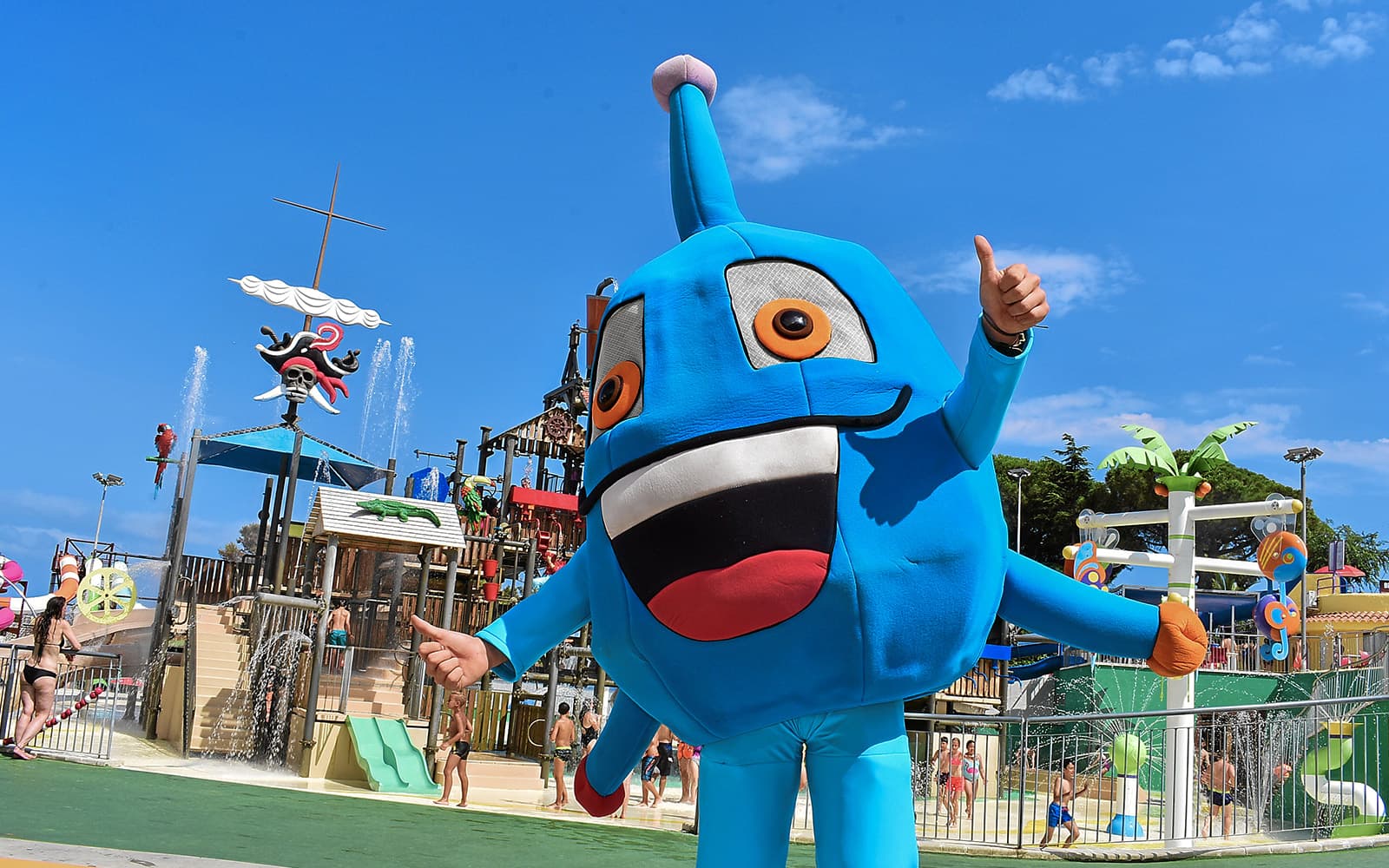 Combo: Illa Fantasia Water Park + Barcelona Aquarium Tickets in Barcelona - Highlights | TickYourList