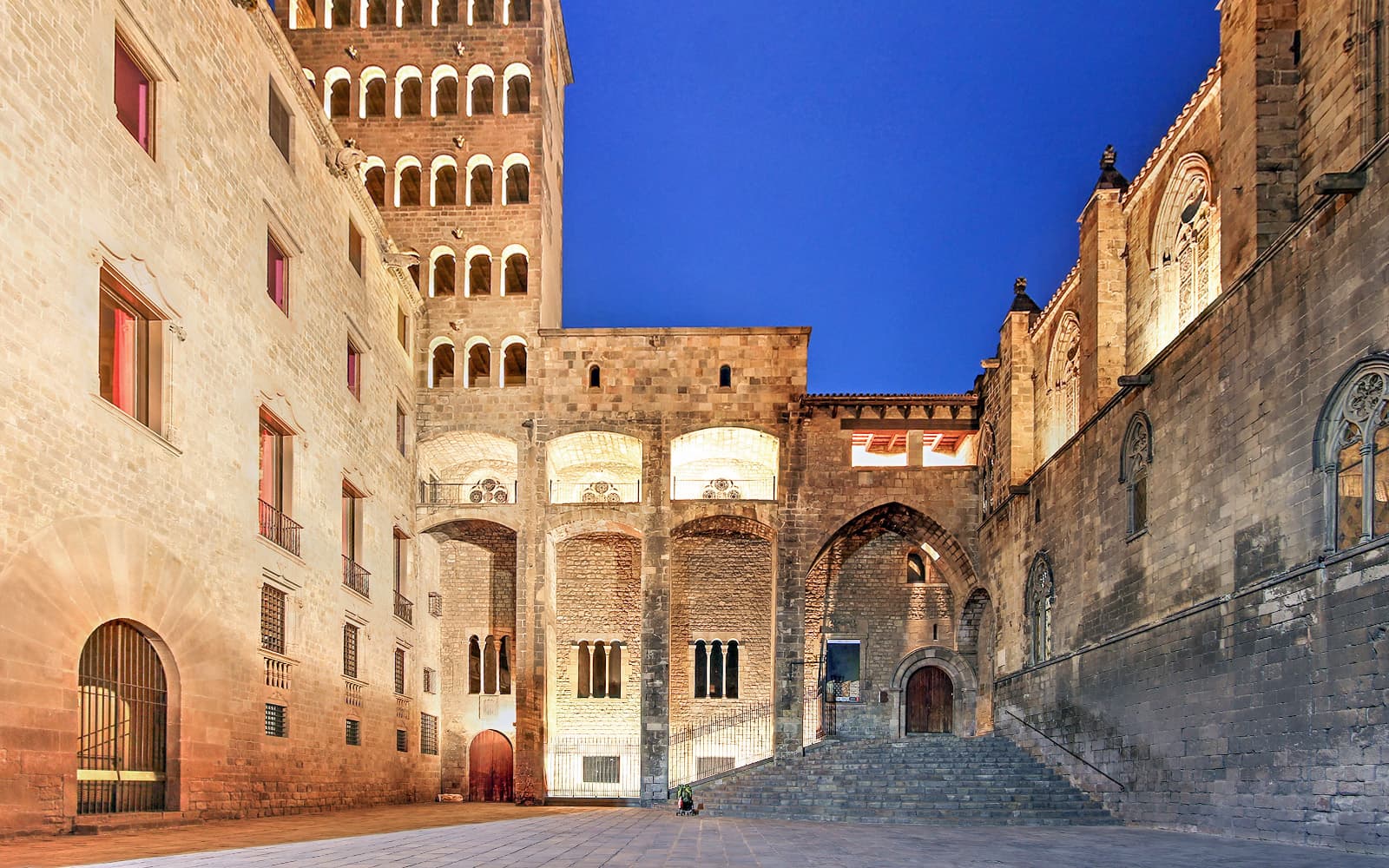 Guided Walking Tour of Barcelona tickets in Barcelona - Features | TickYourList