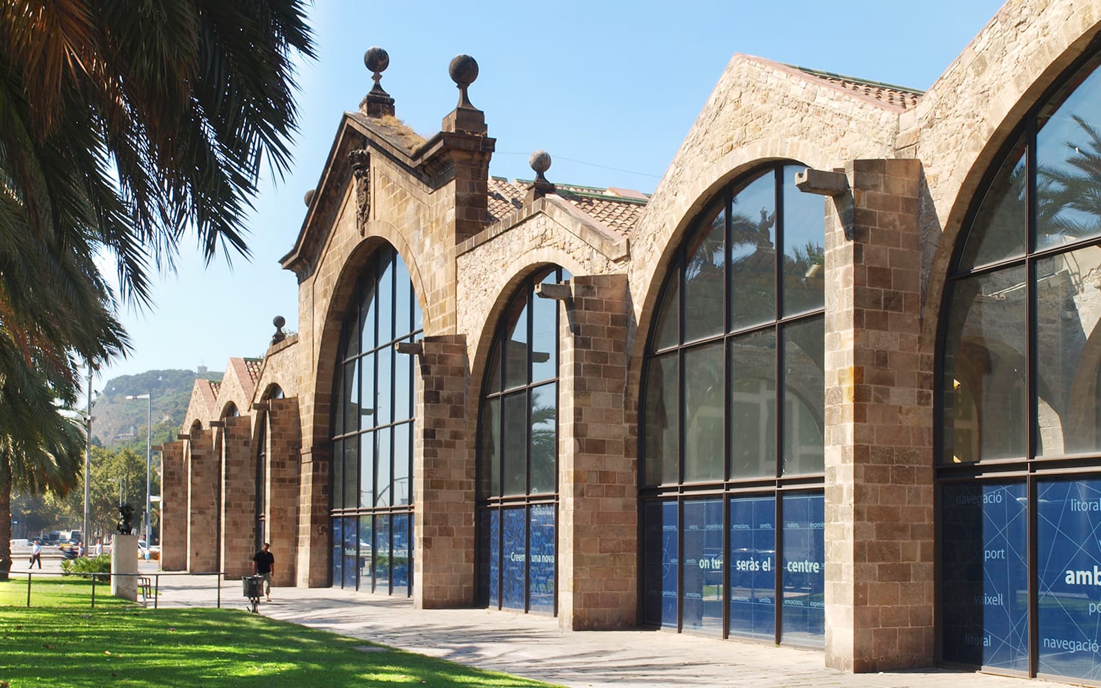 Guided Tour of Barcelona with Music, History and Cava tickets in Barcelona - Highlights | TickYourList