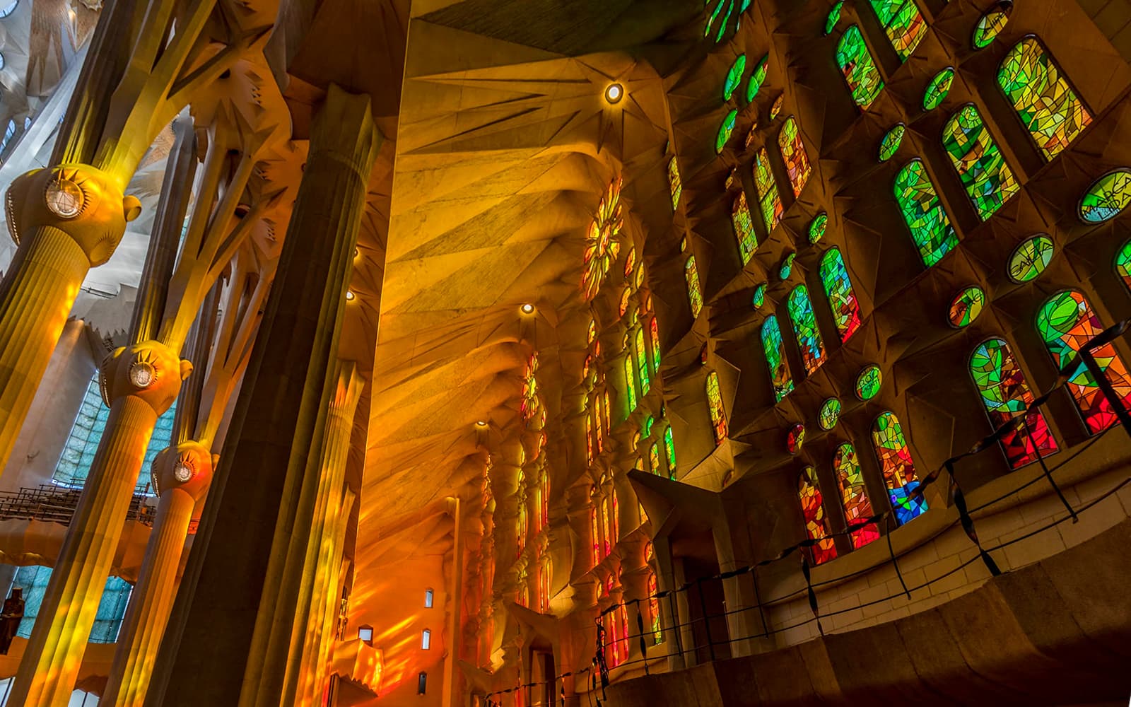 Sagrada Familia Semi-Private Guided Tour tickets in Barcelona - Features | TickYourList