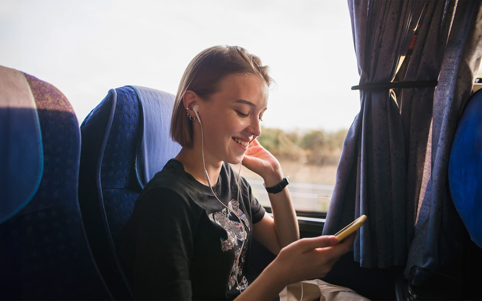 Sagales Tickets: Bus Transfers from Girona Airport to/from Estació del Nord in Barcelona - Features | TickYourList