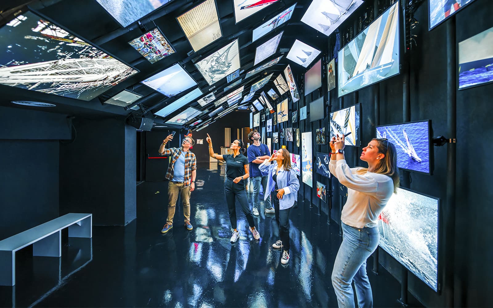 America's Cup 360º Card: Barcelona by Sea, Land & Air tickets in Barcelona - Features | TickYourList