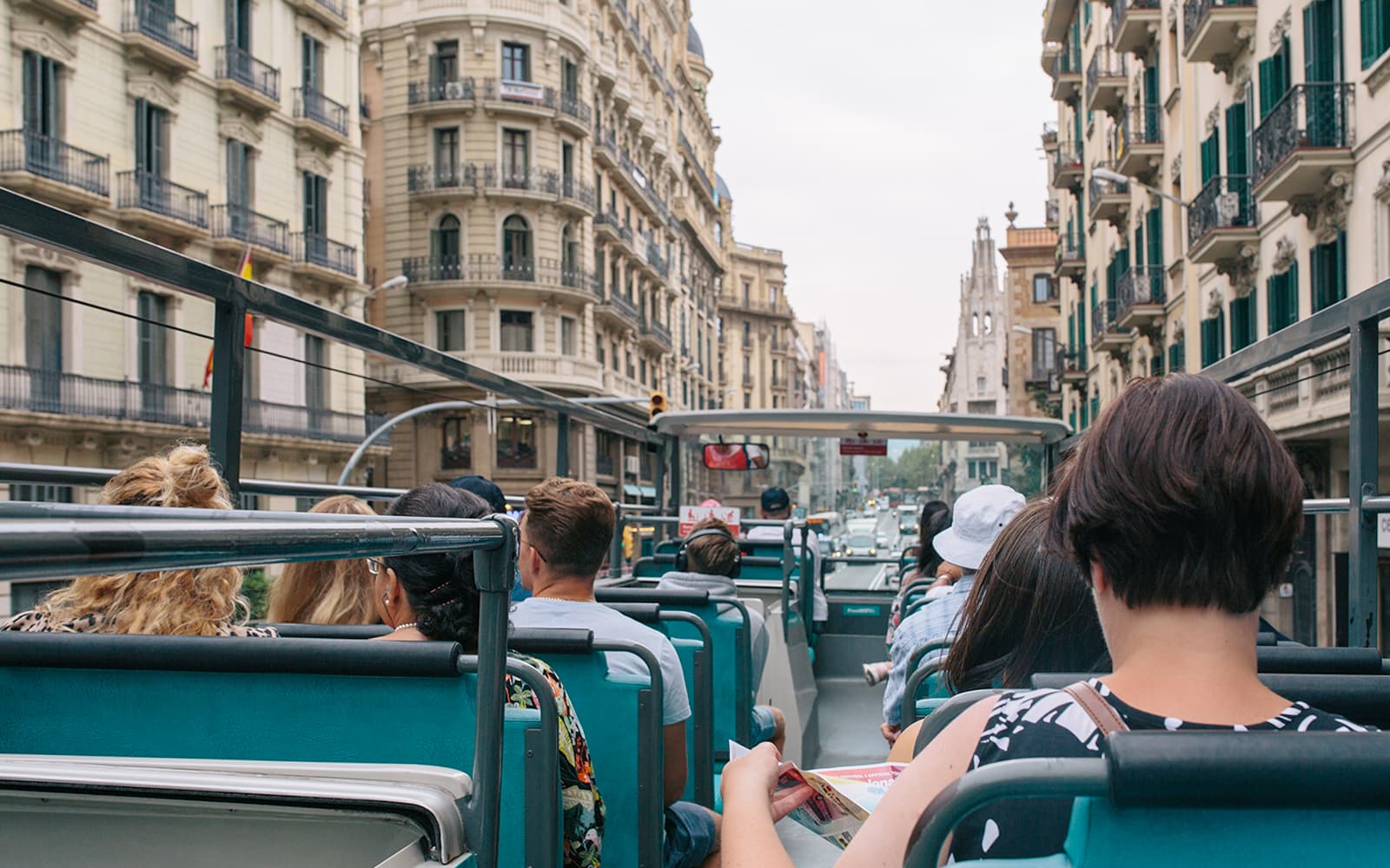 Combo (Save 5%): Hola Barcelona Travel Card + Aerobus Transfers from Barcelona Airport to/from Plaça Catalunya tickets in Barcelona - Highlights | TickYourList