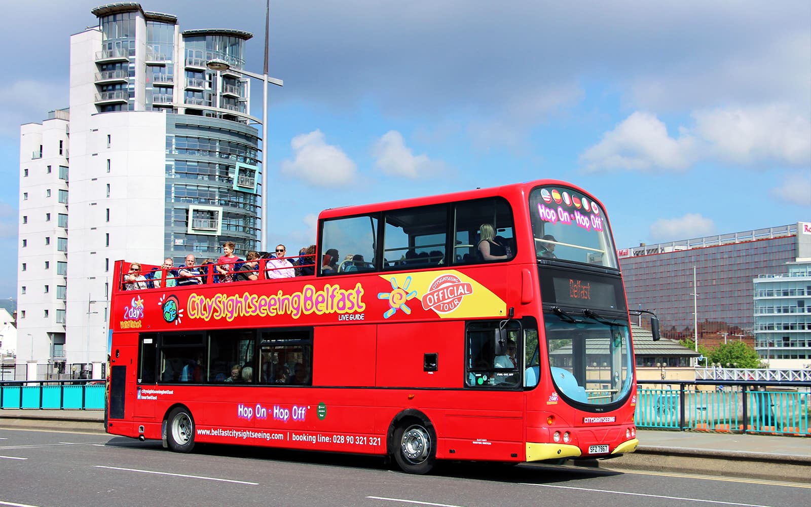 City Sightseeing: Belfast Hop-on Hop-off Bus Tour