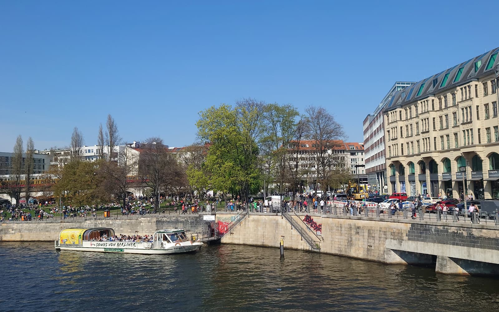 Berlin: 1 Hour Sightseeing Cruise on the River Spree tickets in Berlin - Attractions | TickYourList