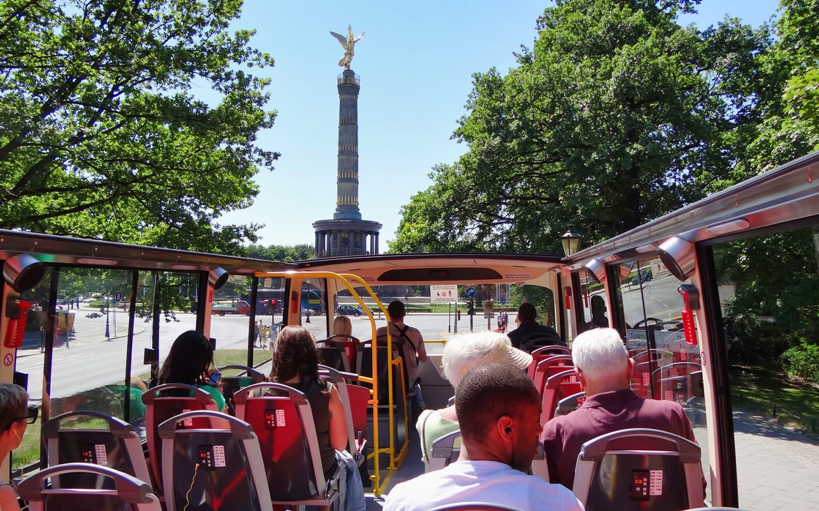 City Circle: Best Of Berlin Hop On Hop Off Bus with Optional Boat Tour tickets in Berlin - Features | TickYourList
