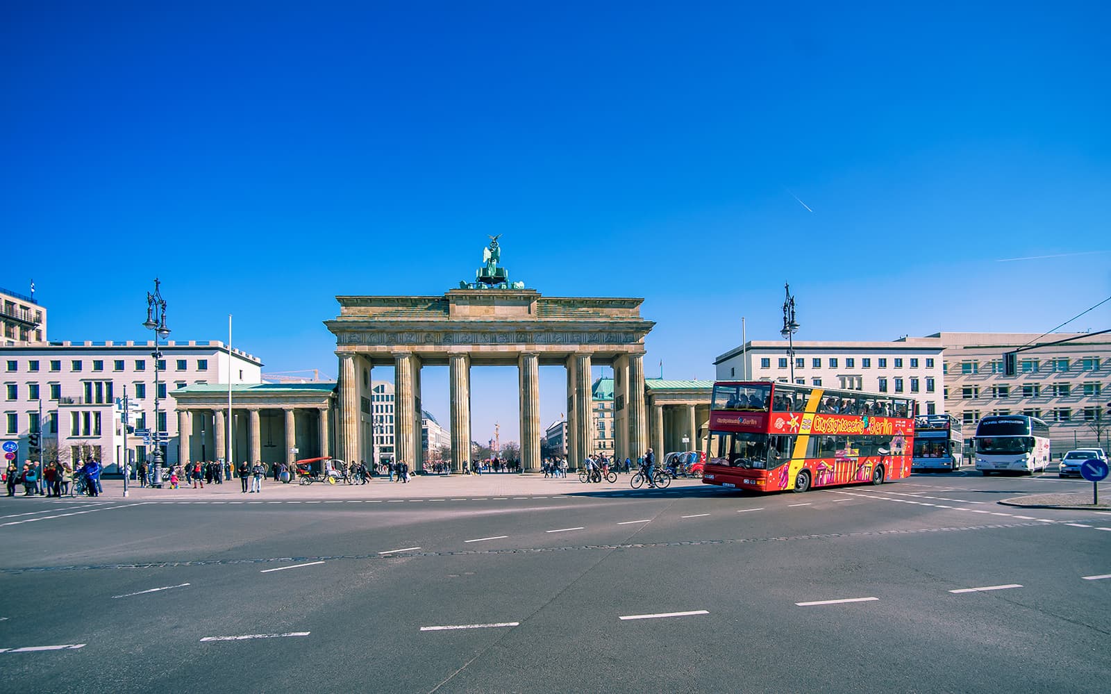 City Sightseeing: Hop On Hop Off Bus Tour tickets in Berlin - Features | TickYourList