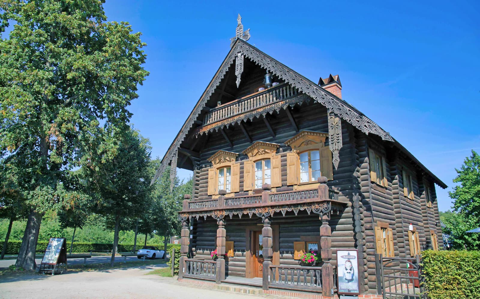 4-Hour Guided Walking Tour to Potsdam from Berlin tickets in Berlin - Highlights | TickYourList