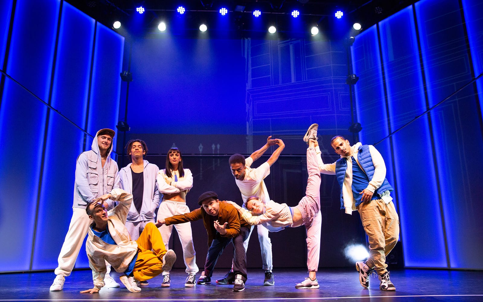 Berlin – ‘Flying Dreams: Varieté Meets Street Dance’ Show Tickets in Berlin - Attractions | TickYourList