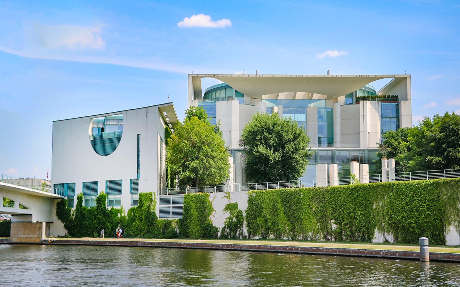 3.25-Hour Spree & Landwehrkanal Boat Tour tickets in Berlin - Activities | TickYourList