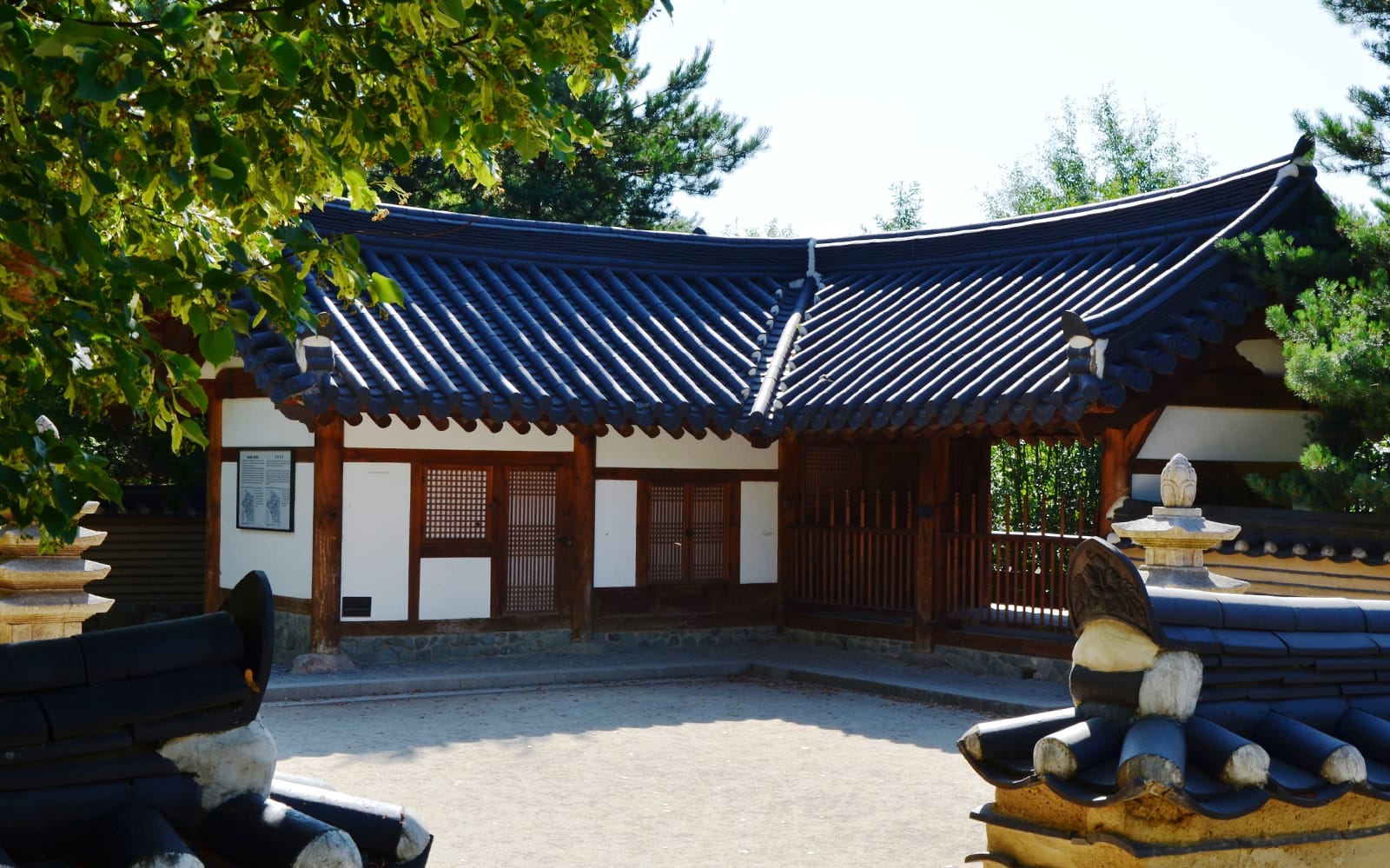 Guided Tour of the Gardens of the World tickets in Berlin - Attractions | TickYourList