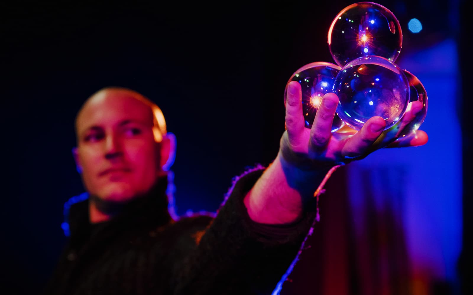 Tickets to Woodstock Variety Show: Festival Hits & Acrobatics in Berlin - Activities | TickYourList