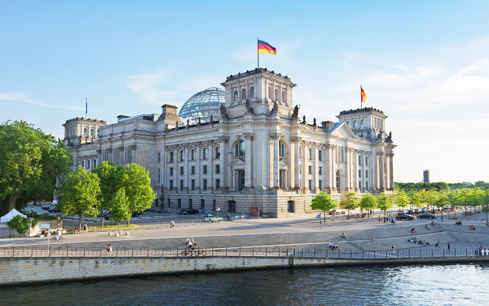 Deluxe Berlin: Car Tour with a Meal at Reichstag, Wine & Chocolate Tastings tickets in Berlin - Attractions | TickYourList